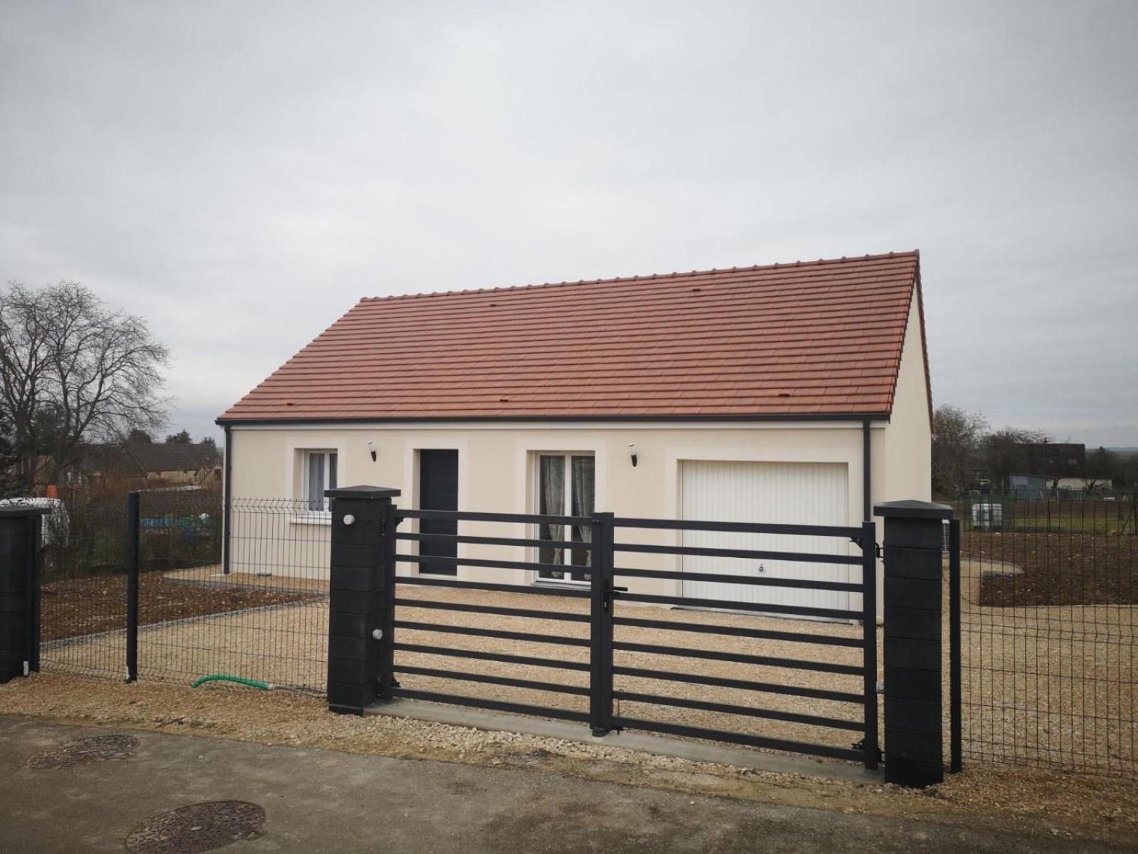 Maison A La Campagne Villiers-sur-Tholon エクステリア 写真